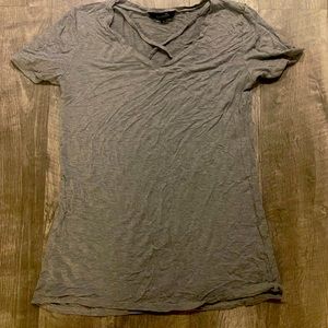 Gray V-neck T-shirt size medium